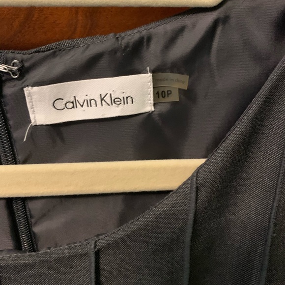 Grey Calvin Klein dress - Picture 2 of 2